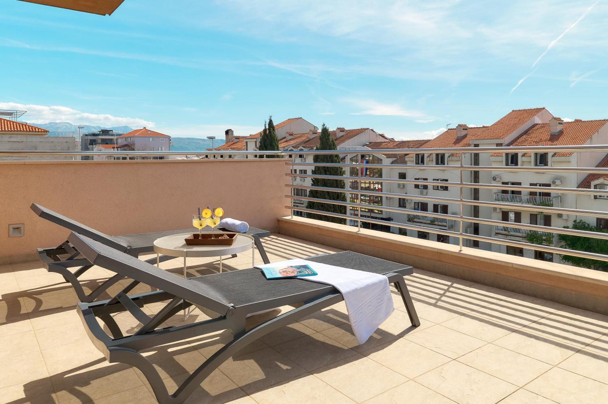 Sun Penthouse *